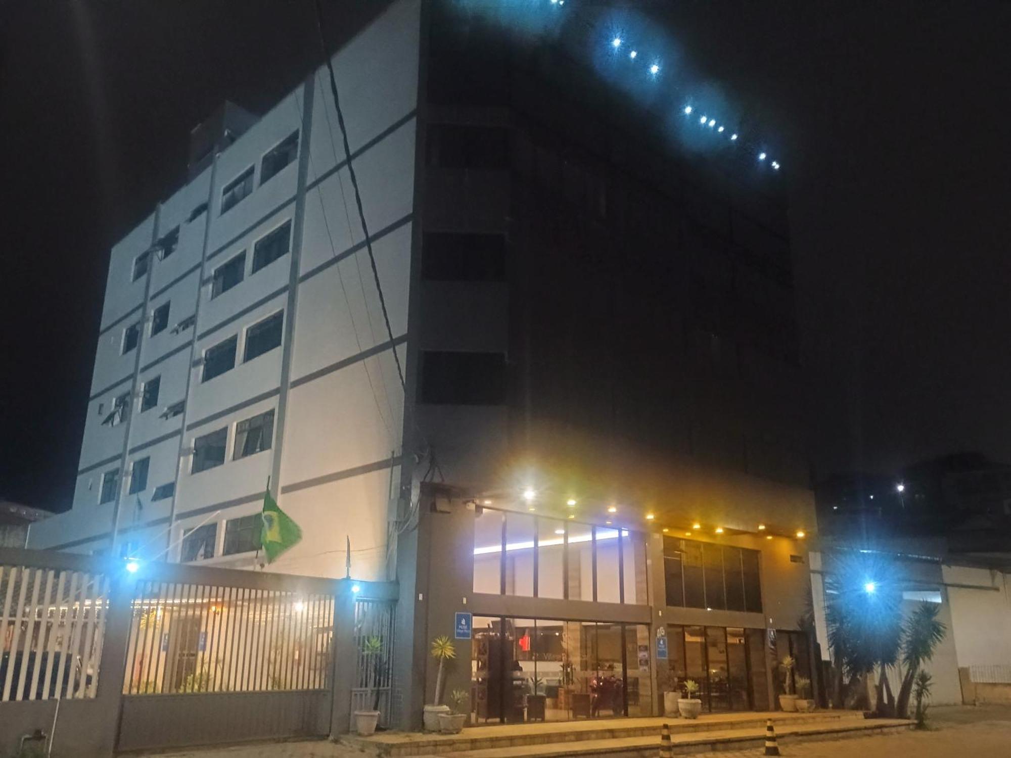 Village Plaza Hotel Барбасена Екстер'єр фото